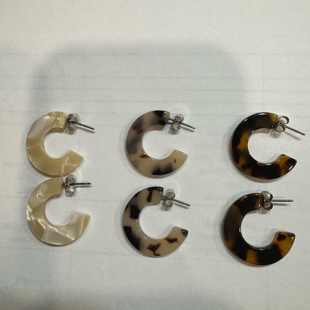 Tortoise Shell Hoop Earrings Set
